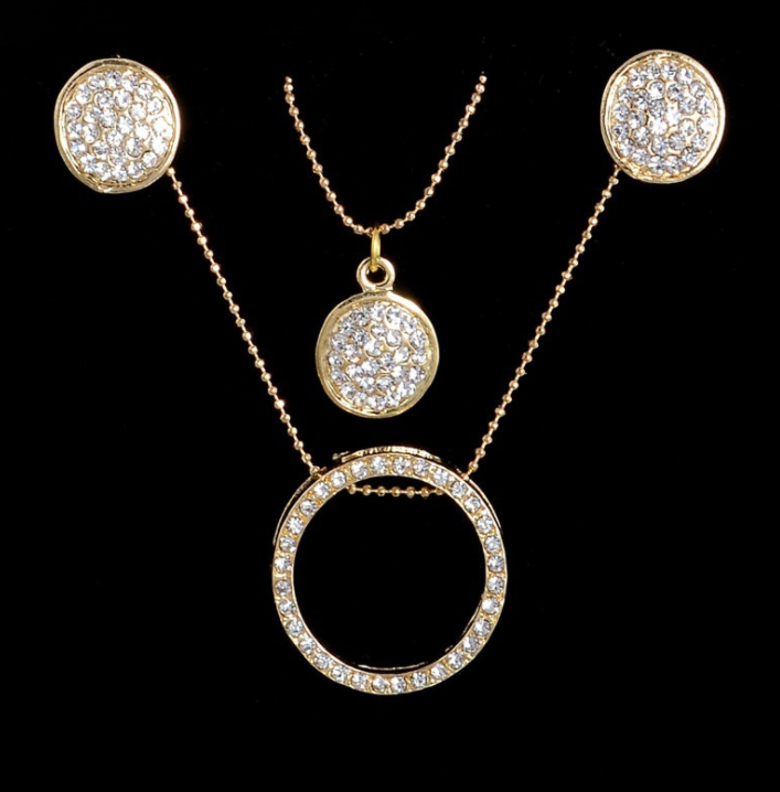 This is a Gold Plated Jewelry set