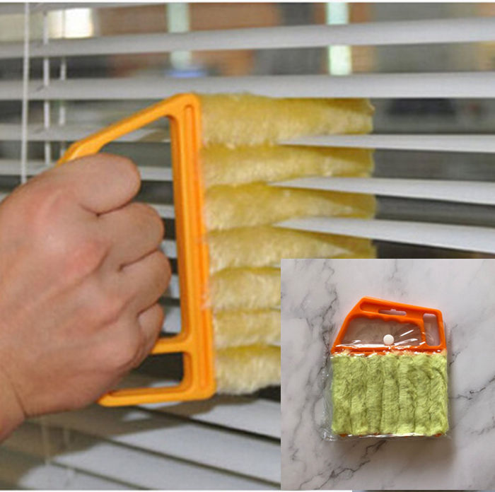 This is a Venetian Blind Cleaning Brush